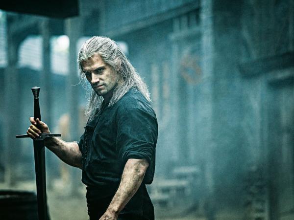 Henry Cavill jako Wiedźmin w serialu Netflixa.