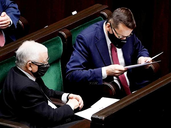 Jarosław Kaczyński i Mateusz Morawiecki w Sejmie