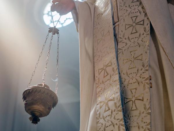 Po zakończeniu rytuałów religijnych poczucie więzi u ich uczestników zwiększyło się średnio o 5,4 proc., a próg bólu o ok. 13 proc.