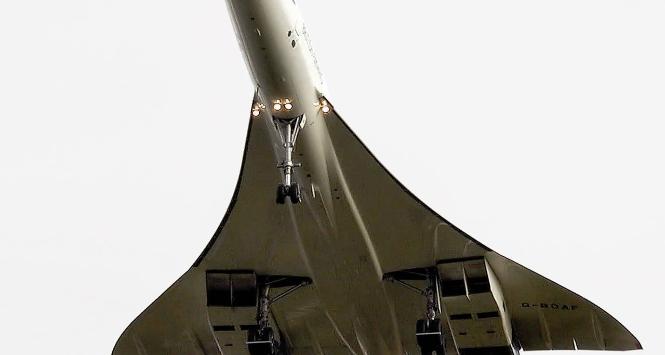 Ostatni pasażerski lot samolotu, który przekroczył barierę dźwięku, odbył się jesienią 2003 roku.