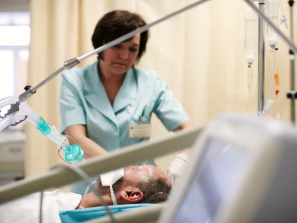 Kto może w Polsce stwierdzać zgon?