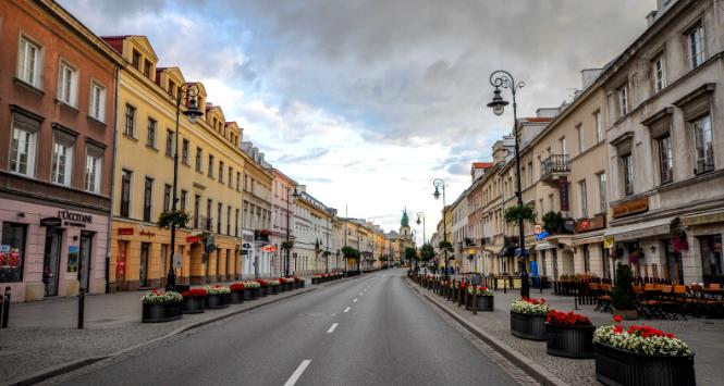Wszędzie na świecie są wypadki samochodowe i giną w nich ludzie. Ale sytuacja w Polsce zaczyna być dramatyczna.