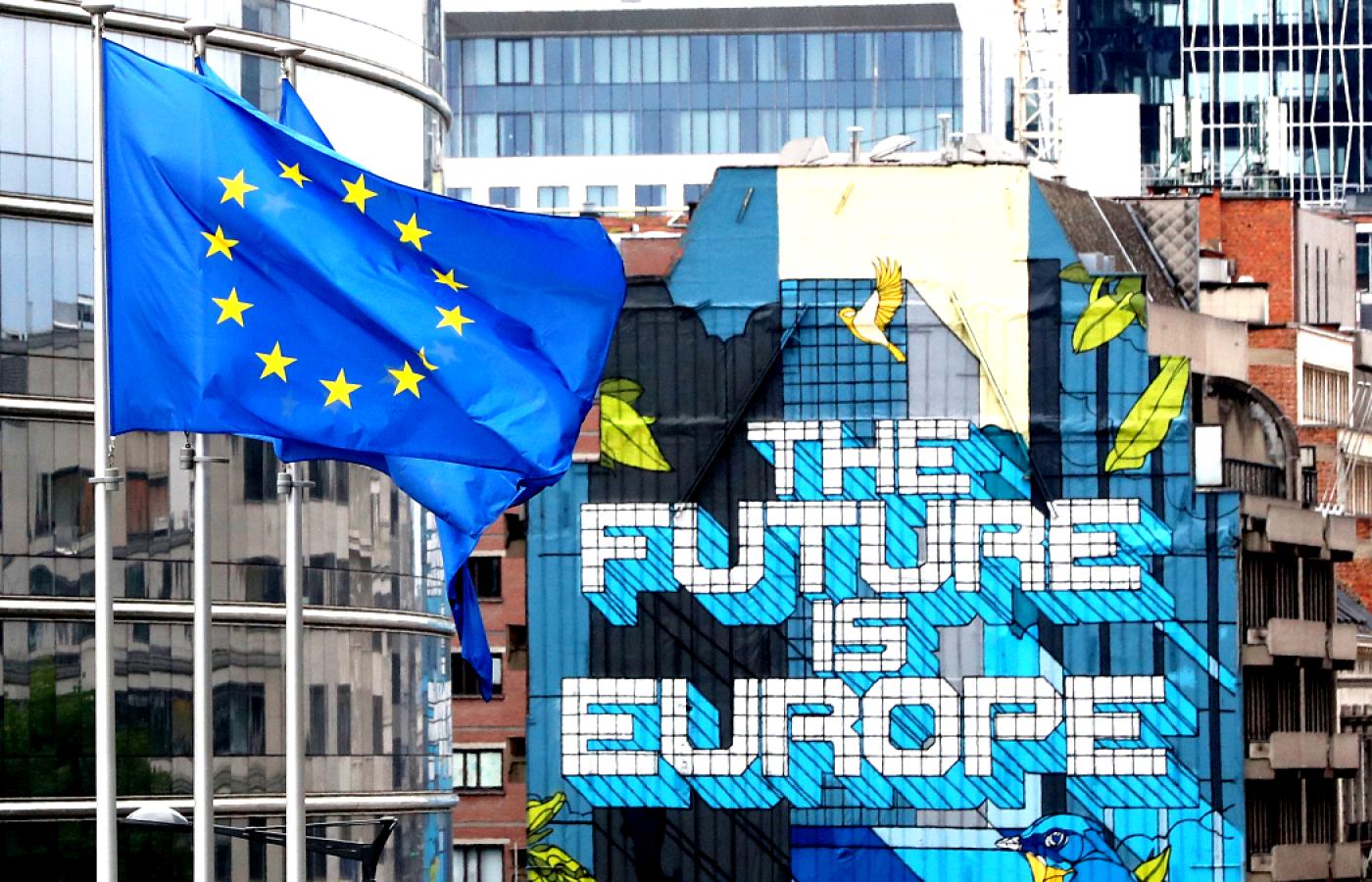 Główna siedziba Komisji Europejskiej w Brukseli dzień przed budżetowym szczytem UE