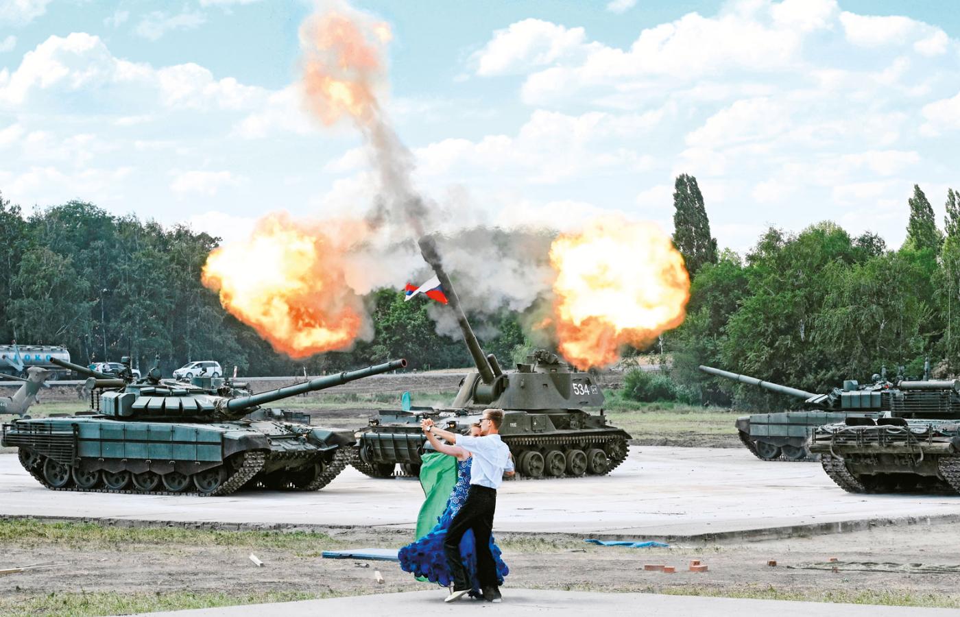 Próba przed pokazem podczas Międzynarodowego Forum Wojskowo-Technicznego Armia 2019 w okolicach Rostowa.