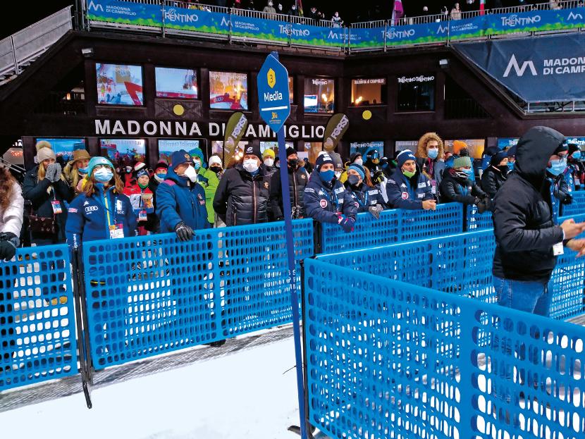Madonna jest również miejscem rozgrywek zawodów Pucharu Świata w nocnym slalomie 3Tre.