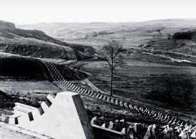 15 września 1939 r. gen. Gamelin ostrożnie zaaprobował ruch części operujących na północnym wschodzie Francji sił ku niemieckiej linii Zygfryda.