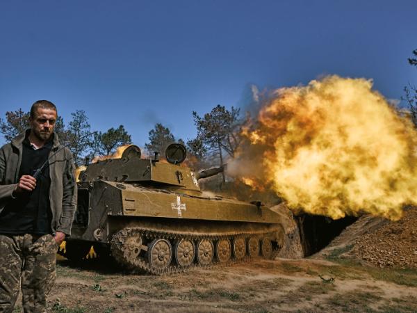 Polska haubica Goździk na froncie w Ukrainie.