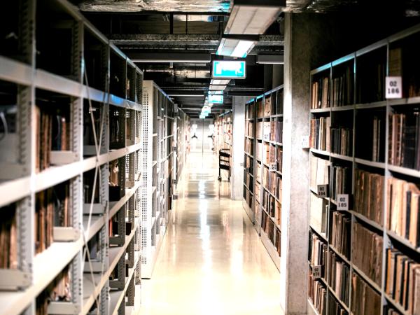 Zakamarki Budynku BUW na Powiślu