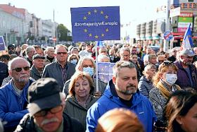 Protest w Częstochowie po ostatnim wyroku Trybunału Julii Przyłębskiej. Częstochowa, 10 października 2021 r.