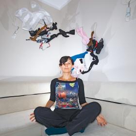 Voca. Jej były chłopak Zuzu jest transwestytą. Rozstali się, ale nie dlatego. To nie miało znaczenia.