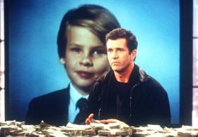 Mel Gibson w 1996 roku zagrał właściciela linii lotniczych, któremu porwano ukochanego synka