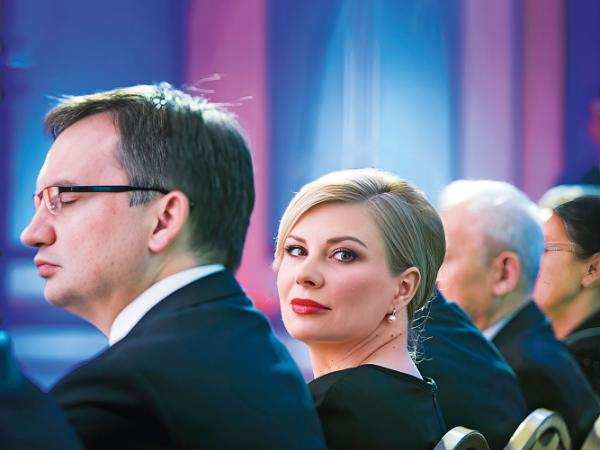 Patrycja Kotecka-Ziobro i Zbigniew Ziobro na gali tygodnika wSieci, styczeń 2016 r.