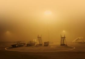 Z ogromnymi spadkami ruchu, sięgającymi 50–70 proc. w skali roku, zmagają się wszystkie lotniska, ale te większe poradzą sobie łatwiej.