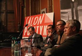Jeden z Salonów POLITYKI. Od lewej: Jerzy Baczyński, Zdzisław Pietrasik, Jacek Żakowski i Wiesław Władyka.