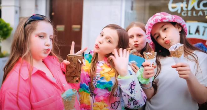 Popularność „The Spark” zainteresowała poważne media.