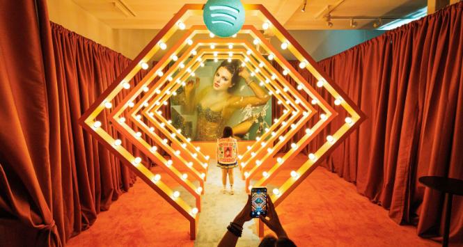 Pop-up „The Life of a Showgirl” Taylor Swift w Nowym Jorku