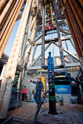 „Wydobycie gazu z łupków jest drogie, na dodatek nasze złoża leżą stosunkowo głęboko (średnio na 3 km), a wraz z głębokością rosną koszty poszukiwania i wydobycia”.