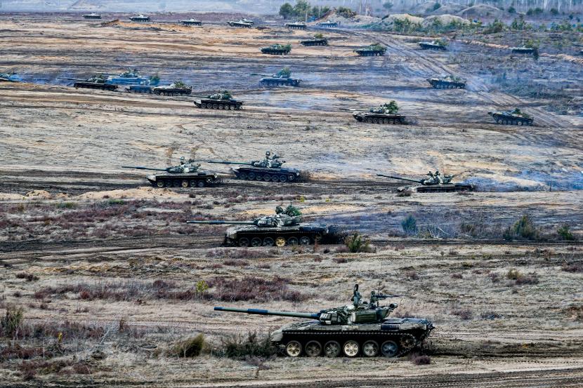 To nie tylko manewry. Pod pretekstem wspólnych ćwiczeń wojskowych z Białorusią. Rosja szykuje uderzenie na Ukrainę od północy.