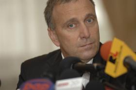 Schetyna powierzył Protasiewiczowi władzę nad regionem, gdy został wicepremierem i potem, gdy był marszałkiem Sejmu.