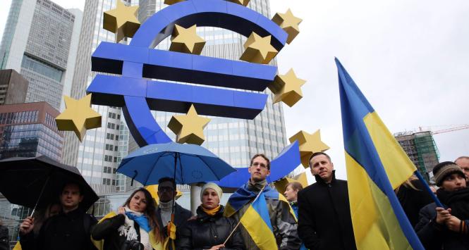 „Większość Ukraińców chce stowarzyszenia z Unią, a nie unii celnej z Rosją. Wśród młodych ta przewaga jest druzgocąca”.