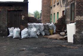 Worki z kradzionym węglem