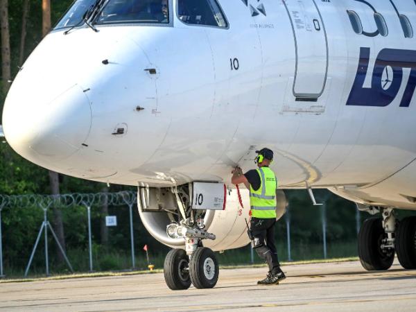 Zarząd PLL LOT zapowiada w przyszłym roku kilkanaście nowych połączeń. Oczekiwania są duże.