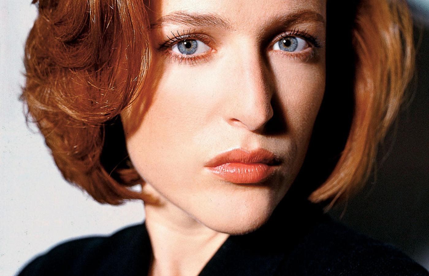 Gillian Anderson jako agentka Scully w serialu „Z Archiwum X”.