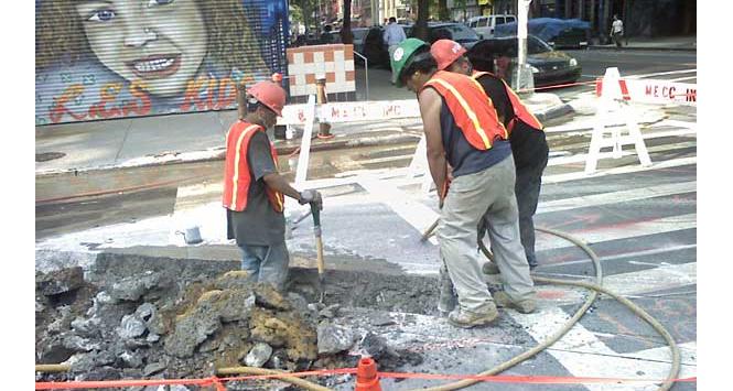 Społeczeństwo powierza mężczyznom nie tylko najwyżej nagradzane stanowiska, lecz także najbardziej ryzykowne. Fot. Stan Wiechers, Flickr, CC by SA