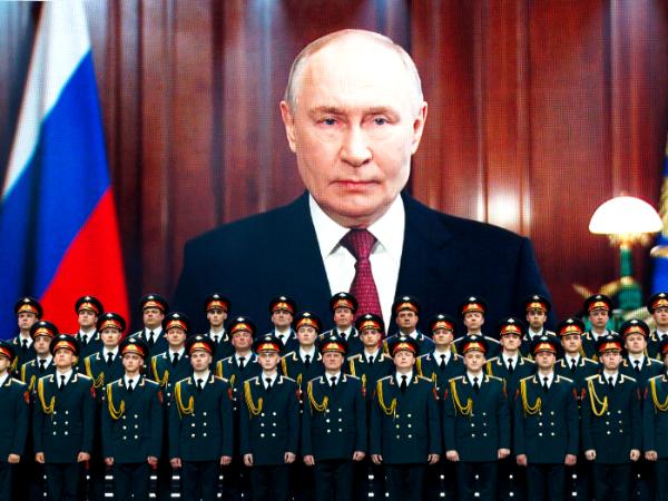 Może się okazać, że jeśli letnia ofensywa Rosjan się nie powiedzie, w Moskwie zaczną się rozliczenia na zasadzie: co pan osiągnął, panie Putin, przez 26 lat? Dokąd doszliśmy, co zyskaliśmy? Zdjęcie z 23 lutego 2026 r.