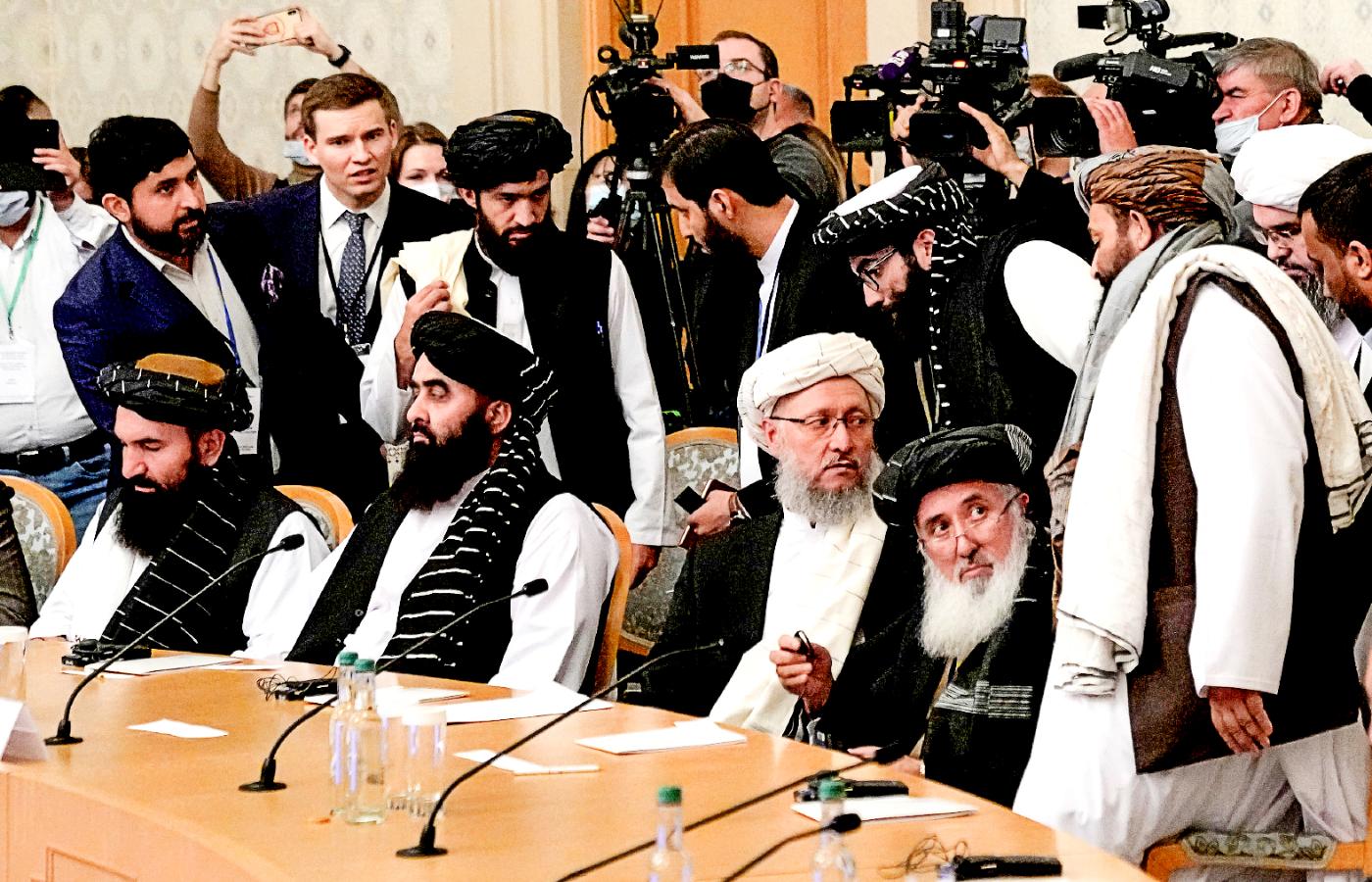 Przedstawiciele talibów na rozmowach w Moskwie, 20 października 2021 r.