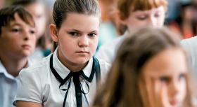 Kadr z filmu „Plac zabaw” w reżyserii Bartosza M. Kowalskiego