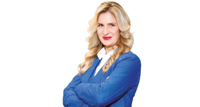 Dr hab. Mariola Paruzel-Czachura