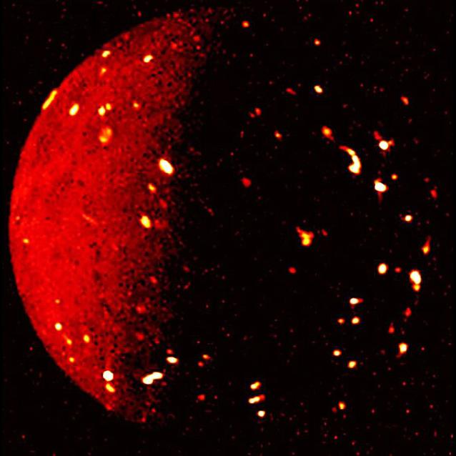 Io uchwycony przez sondę Juno w 2022 r. 

Pulsar - Twoje źródło wiedzy naukowej.