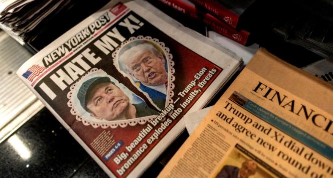 Awantura między Elonem Muskiem a Donaldem Trumpem to temat z okładki „New York Post”.