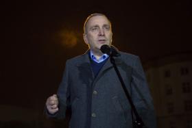 12 stycznia Grzegorz Schetyna ogłosił zawieszenie protestu.