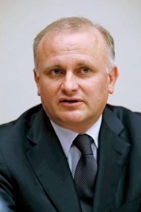 Mecenas Andrzej Michałowski.