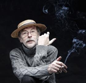 „Jestem raczej konserwatywny w myśleniu o filozofii, która ma wyrastać z bezpośredniego doświadczenia i ma też człowiekowi pomóc, doraźnie i na co dzień”.