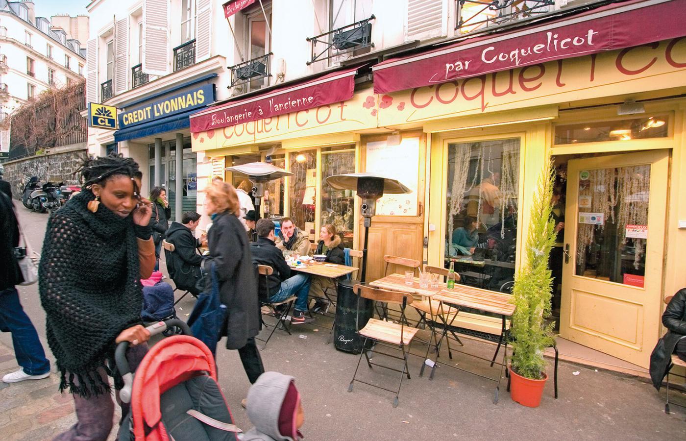 Jedna z kawiarni na paryskim Montmartre.