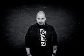 Wojciech Pazdur (The Farm 51), nominowany w kategorii Kultura cyfrowa. The Farm 51 tworzy zarówno tradycyjne gry, wyświetlane na ekranie komputera lub telewizora podłączonego do konsoli, jak i trójwymiarowe produkcje w wirtualnej rzeczywistości, wymagające specjalistycznych gogli VR. Czytaj więcej »