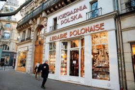 Księgarnia Polska na Bulwarze Saint Germain w Paryżu, lata 90.