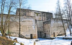 Śluza na Kanale Mazurskim w Leśniewie Górnym.