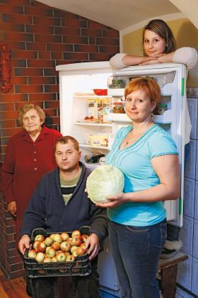 Brygida Nowak z rodziną, Splot historii polsko-niemieckiej. W czasach młodości babci Hildegardy lodówka była równie niedostępna, co gwiazdka z nieba.