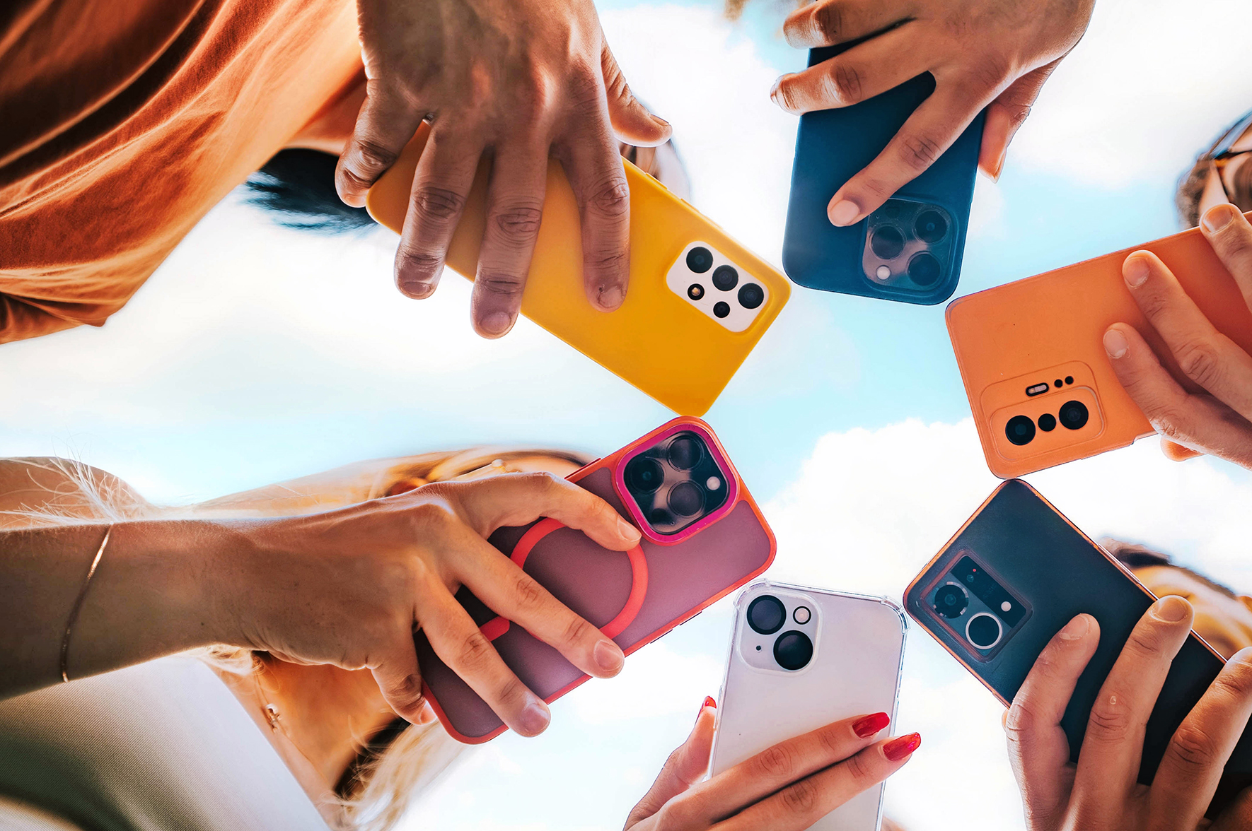 Smartfony psują nastrój? Zaskakujące wyniki ogromnego badania