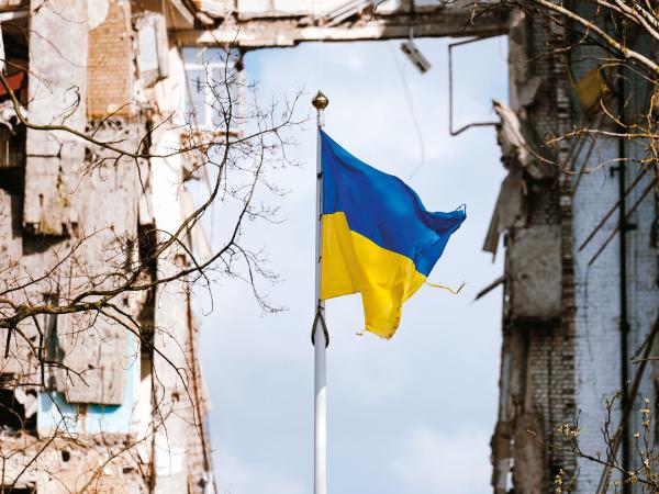 Ponad połowa badanych przyjmuje, że wojna jeszcze potrwa, a 65 proc. deklaruje gotowość ponoszenia jej trudów tak długo, jak będzie potrzeba.