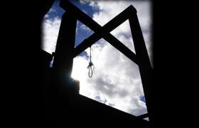 Samobójstwo jest zaraźliwe, twierdzą suicydolodzy. Jeśli tamten to zrobił – myślą kolejni desperaci, mogę i ja.