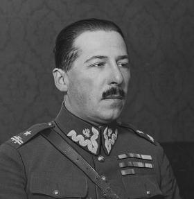 Jan Kowalewski (tu w stopniu majora WP), główny autor sukcesów Sekcji Szyfrów Oddziału II Sztabu Generalnego.
