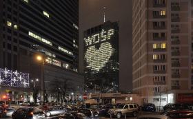 „Pozytywnym przykładem jest Jerzy Owsiak, który umie pokazywać problemy dzieci czy osób starszych i zaproponować działania, do których ludzie się chętnie włączają”.