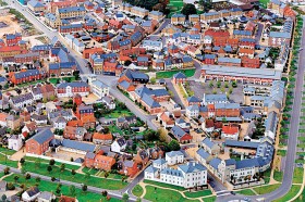 Miasteczko Poundbury, wcielona w życie utopia następcy tronu