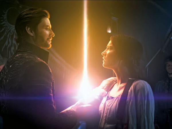 „Cień i kość”, reż. Mairzee Almas