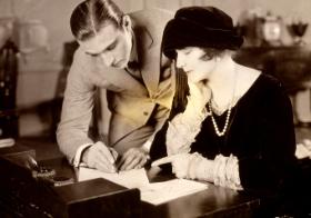 Z drugą żoną Nataszą Ramvovą. U boku Rudolfa zrobiła oszałamiającą karierę towarzyską